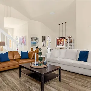 Luxury 4br At Ventura Golf And Country Club Holiday home
